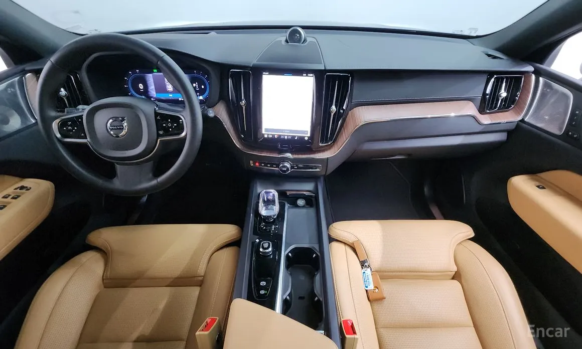 Фото 7 - Volvo XC60