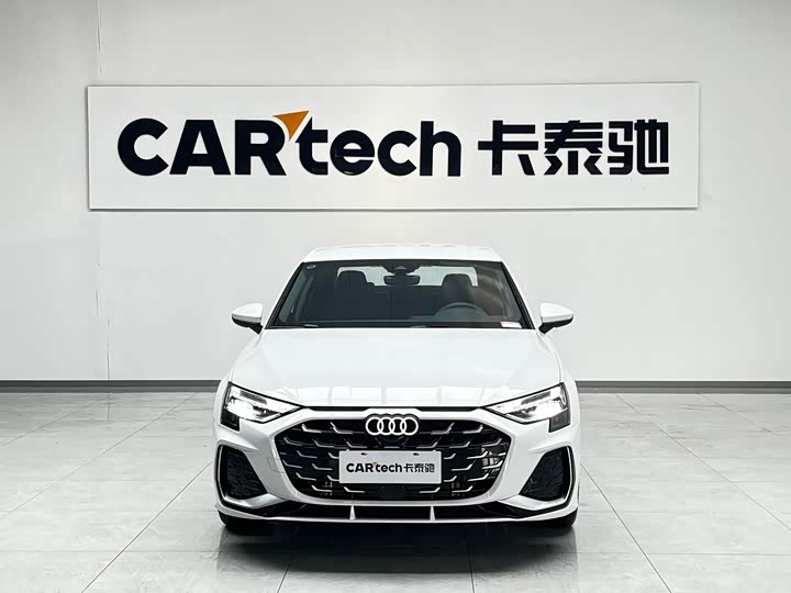 Фото 2 - Audi A3