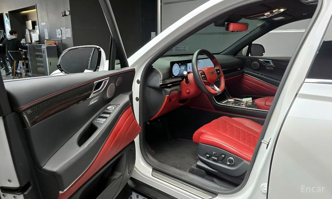 Фото 11 - Genesis GV80