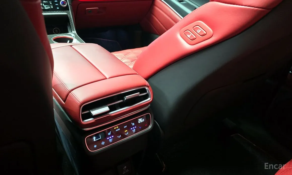 Фото 17 - Genesis GV80