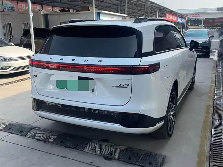 Фото 4 - XPeng G9