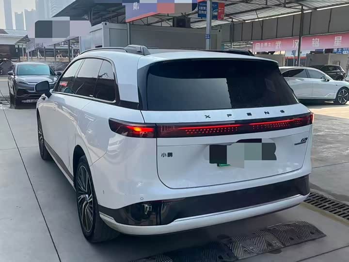 Фото 6 - XPeng G9