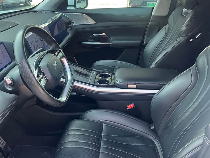 Фото 8 - XPeng G9