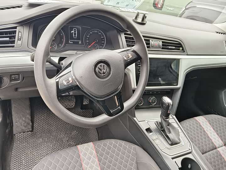 Фото 6 - Volkswagen Lamando L