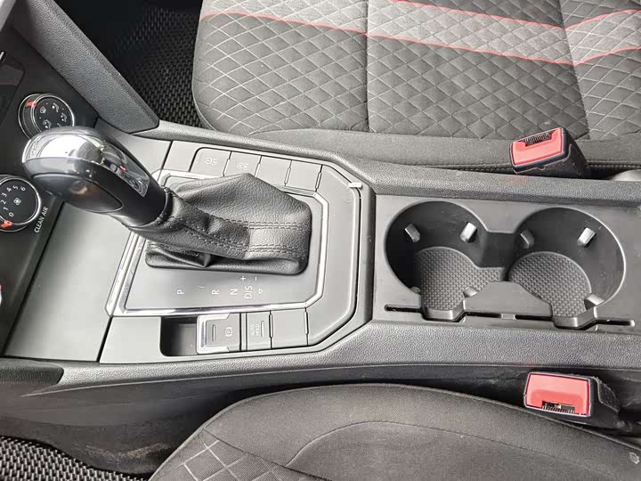 Фото 7 - Volkswagen Lamando L