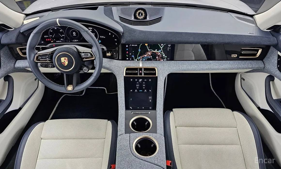 Фото 7 - Porsche Taycan