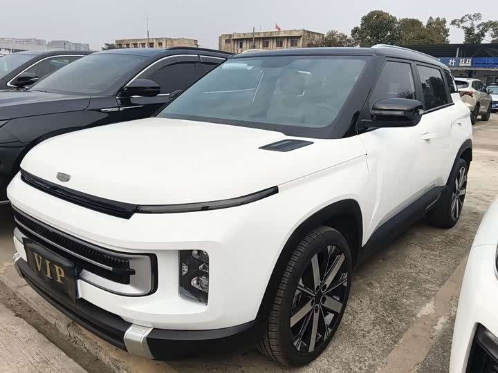 Фото 1 - Geely Icon