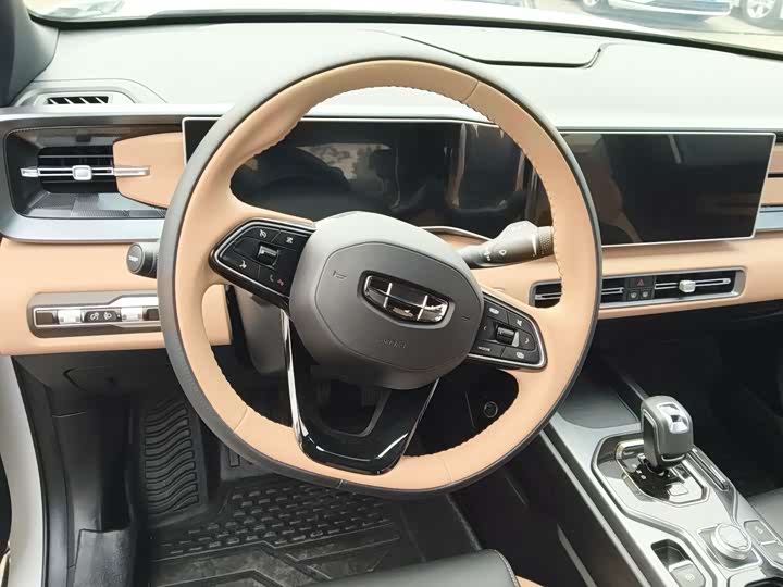 Фото 5 - Geely Icon