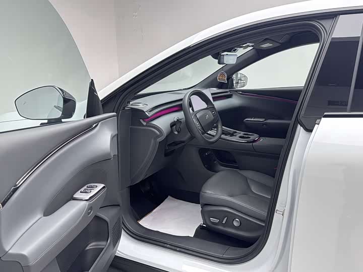 Фото 9 - XPeng G7