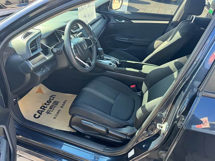 Фото 2 - Honda Civic