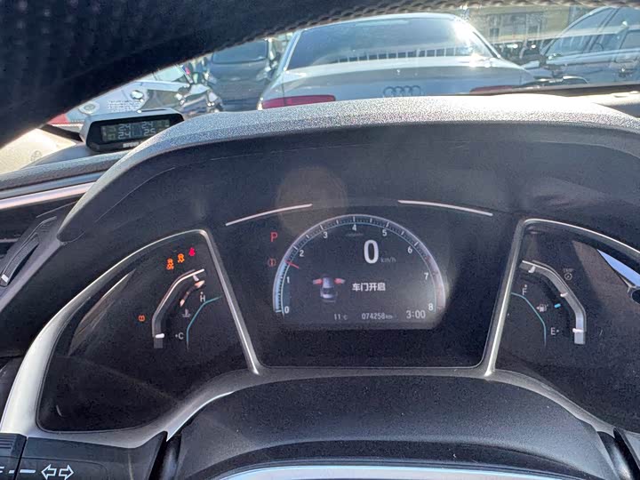 Фото 3 - Honda Civic