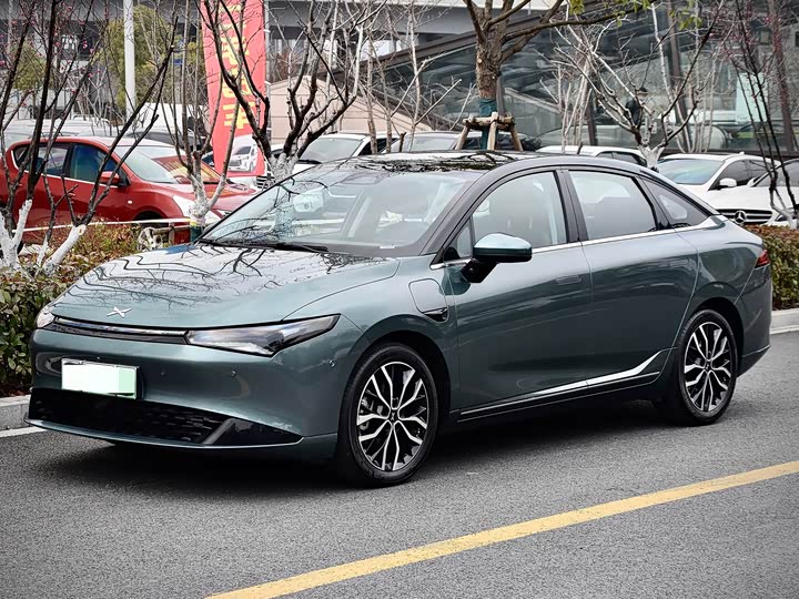 Фото 1 - XPeng P5