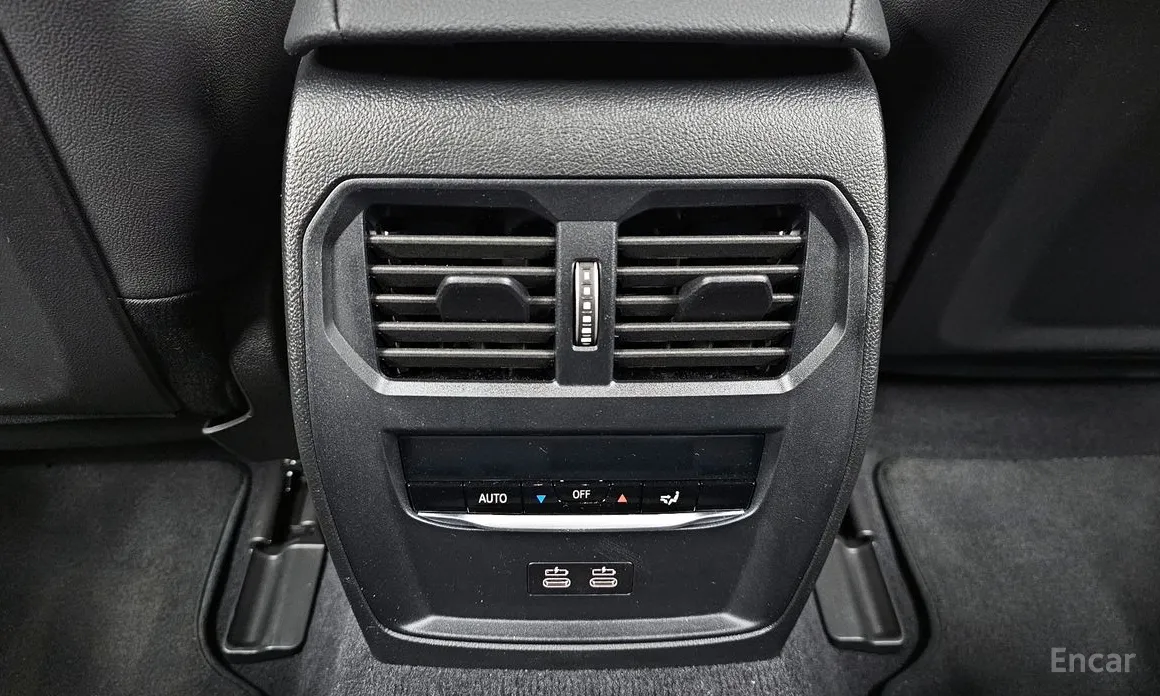 Фото 18 - BMW i4