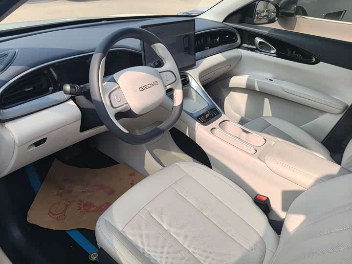 Фото 6 - Geely Galaxy Geome