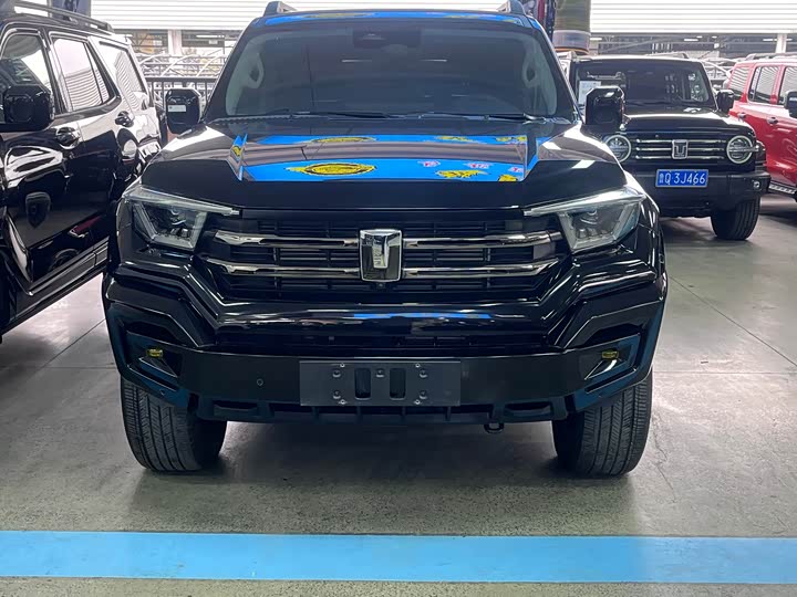 Фото 2 - Tank 400 Hybrid