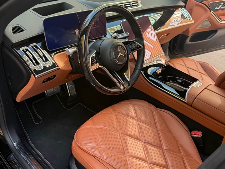 Фото 5 - Mercedes-Benz Maybach S-Class