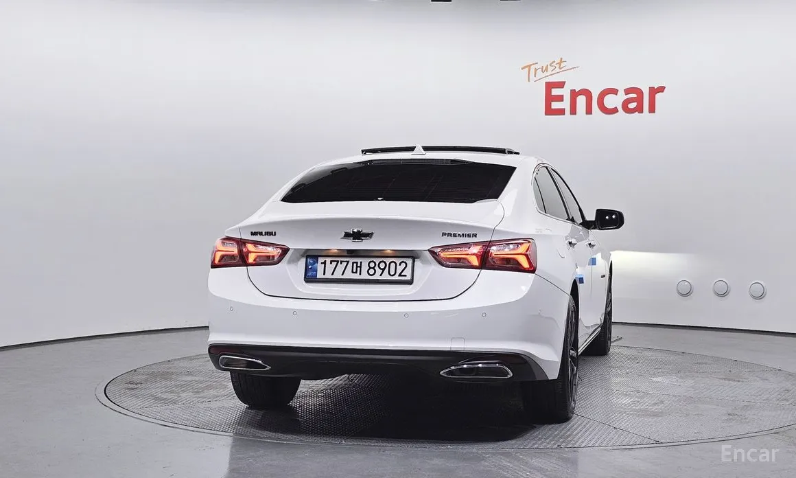 Фото 4 - Chevrolet Malibu