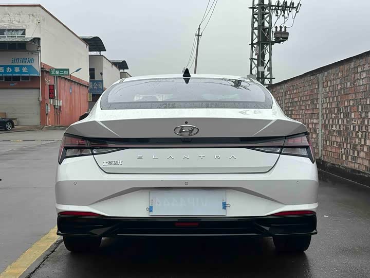 Фото 5 - Hyundai Elantra N line