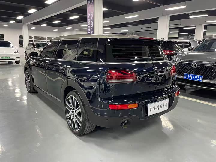 Фото 8 - Mini Clubman