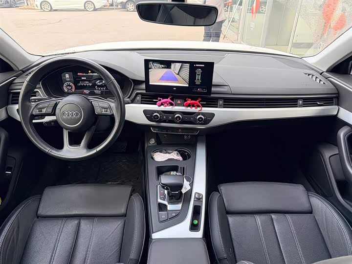 Фото 7 - Audi A4L