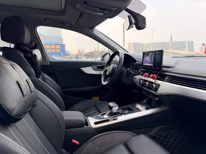 Фото 8 - Audi A4L