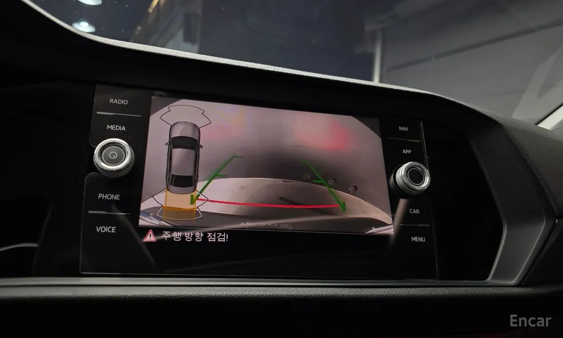 Фото 15 - Volkswagen Jetta