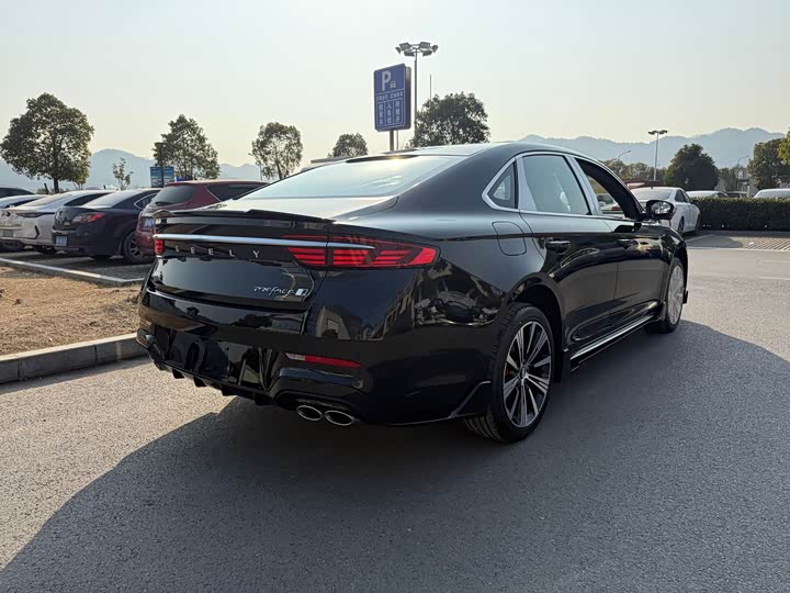 Photo 7 - Geely Preface