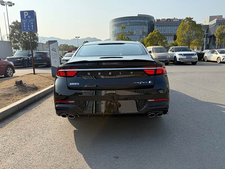 Photo 8 - Geely Preface