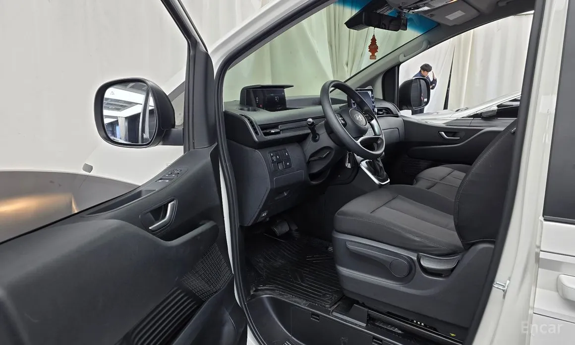 Фото 10 - Hyundai Staria