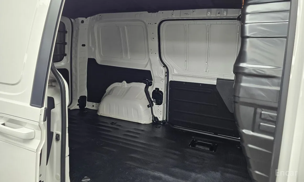 Фото 12 - Hyundai Staria