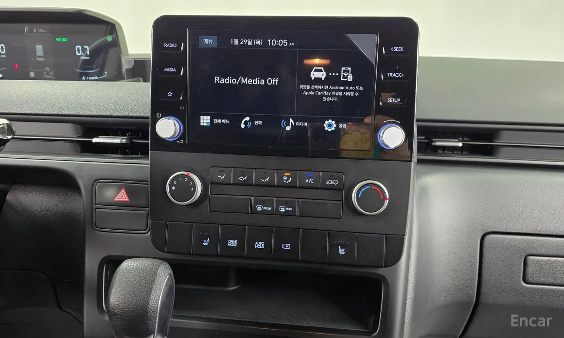 Фото 14 - Hyundai Staria