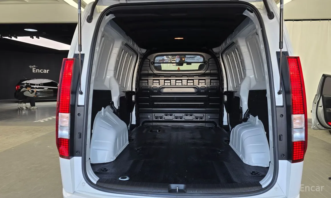 Фото 20 - Hyundai Staria