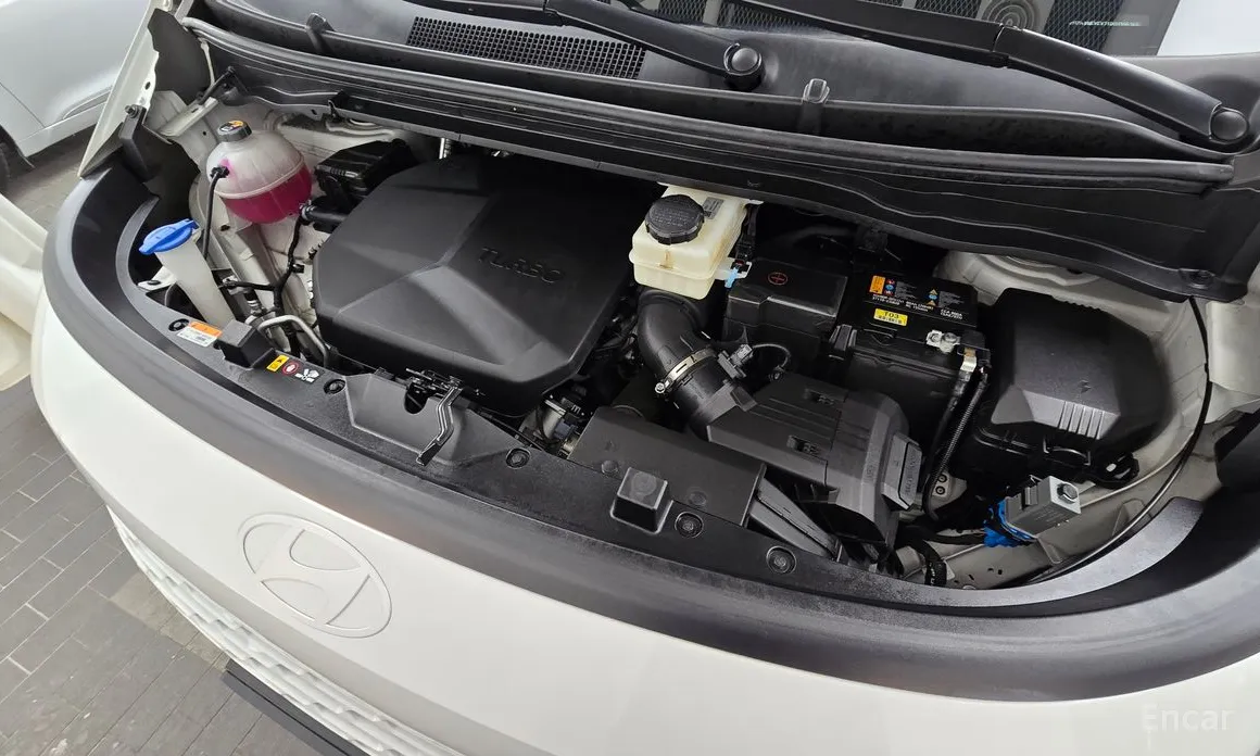 Фото 6 - Hyundai Staria