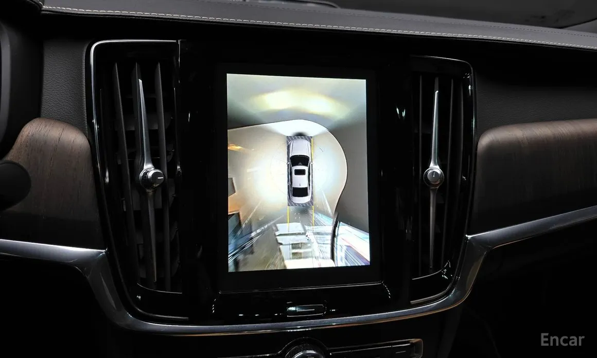 Фото 16 - Volvo S90