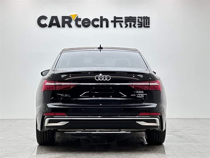 Фото 4 - Audi A6L