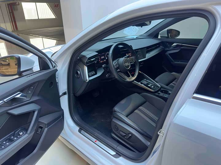 Фото 9 - Audi A3