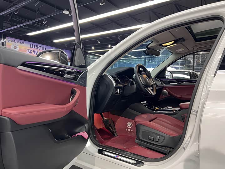 Фото 4 - BMW iX3