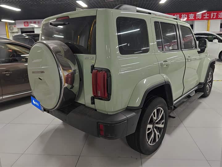 Фото 3 - Tank 300