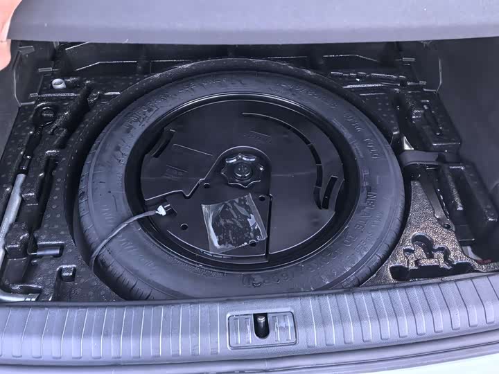 Фото 9 - Audi Q3