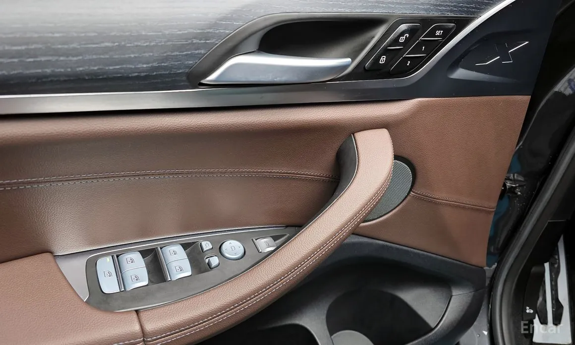 Фото 14 - BMW iX3