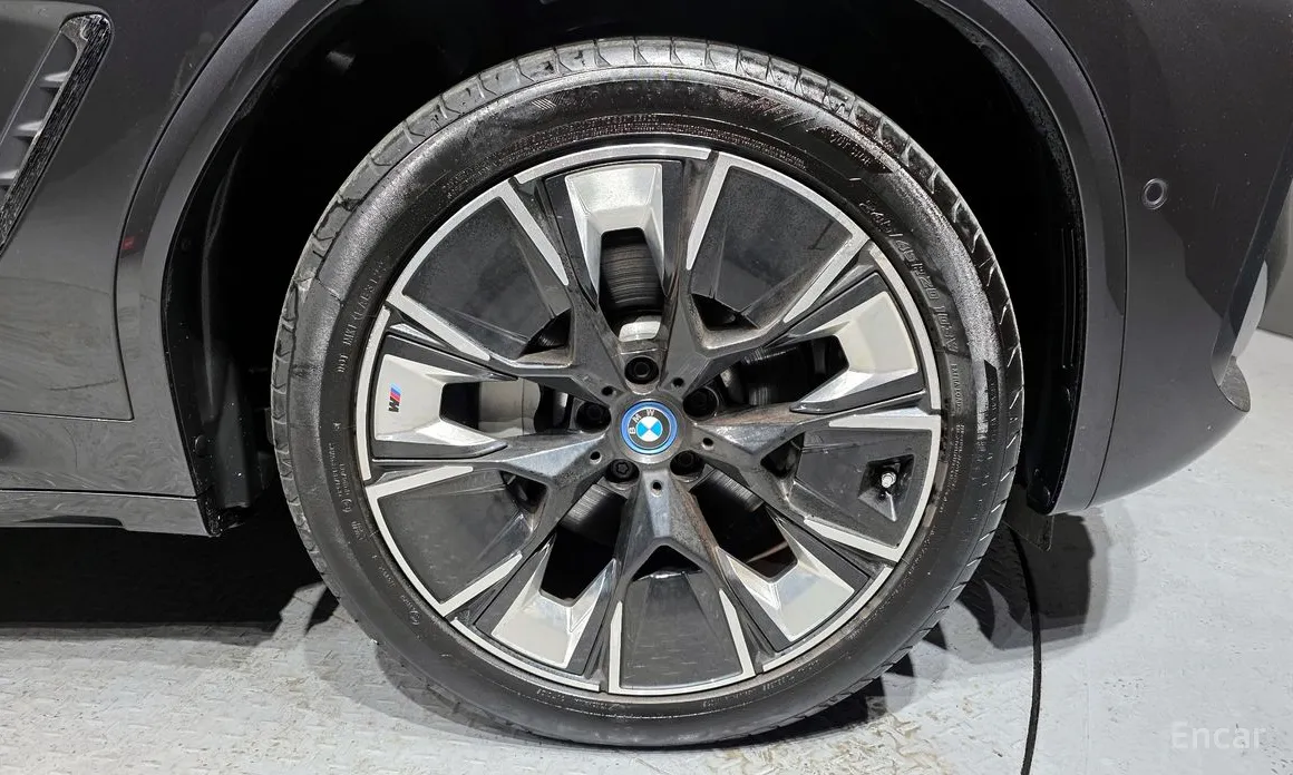 Фото 5 - BMW iX3