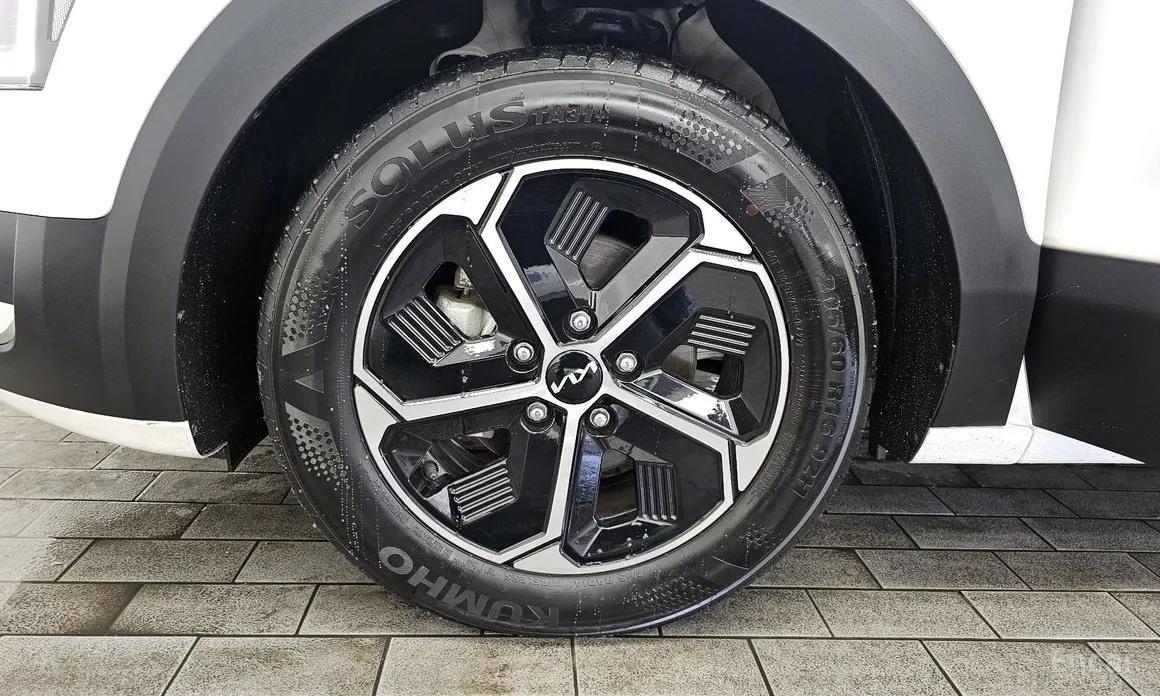 Фото 5 - Kia Niro