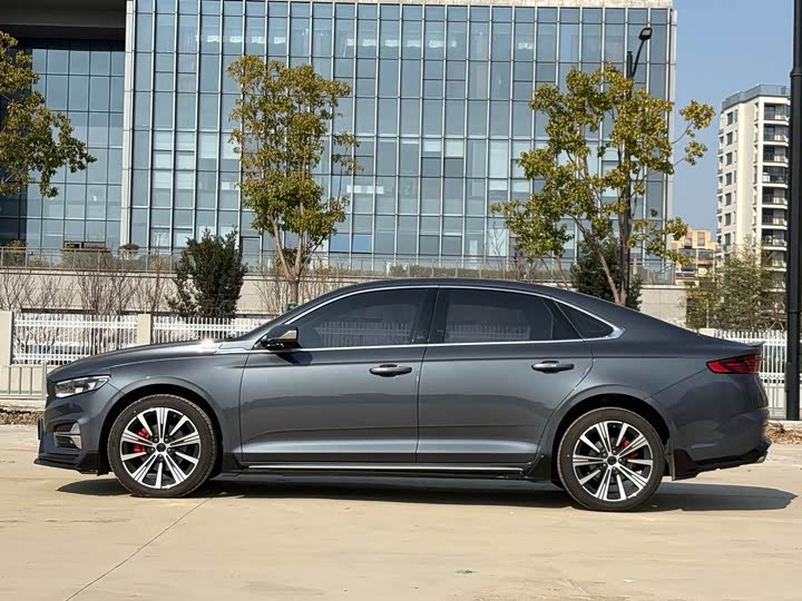 Photo 4 - Geely Preface