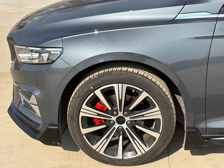 Photo 9 - Geely Preface