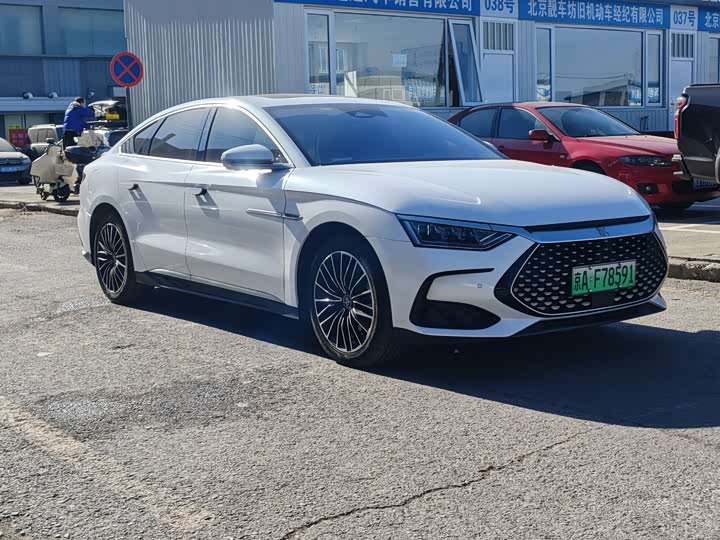 Фото 3 - BYD Han