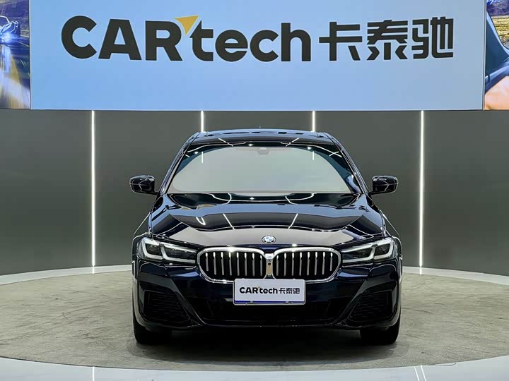 Фото 2 - BMW 5 Series