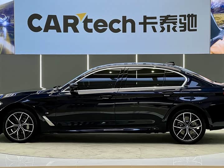 Фото 9 - BMW 5 Series