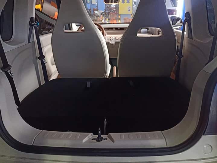 Фото 4 - Bestune Pony