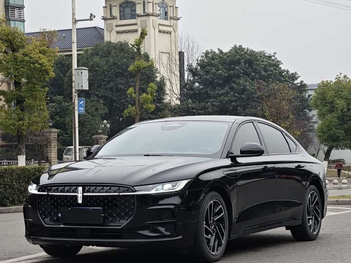 Фото 1 - Lincoln Z (Zephyr)