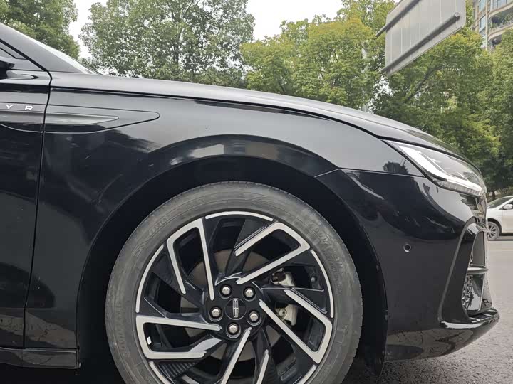 Фото 8 - Lincoln Z (Zephyr)